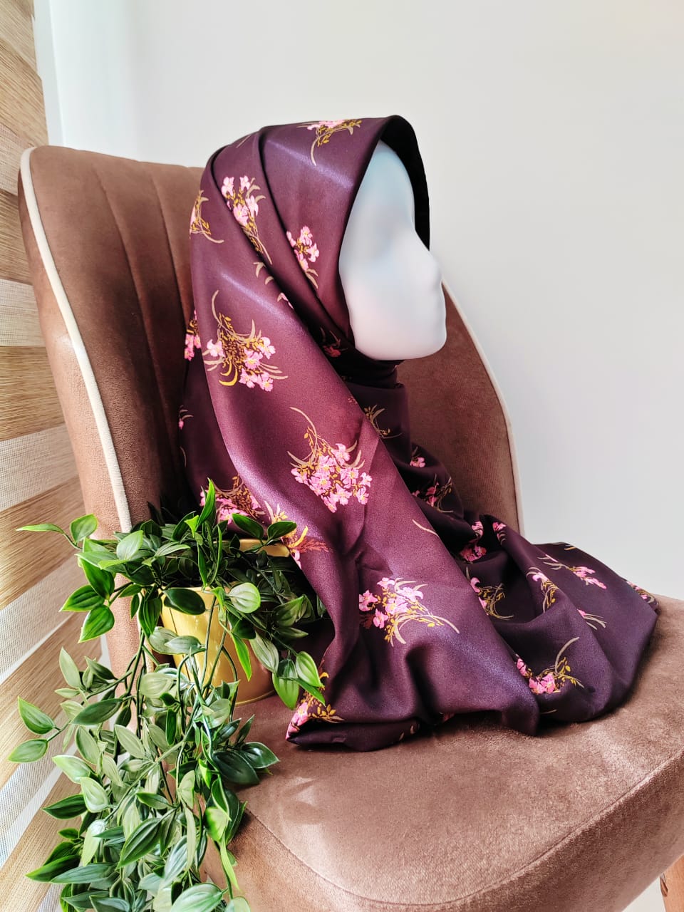 FOULARD AVEC MOTIF