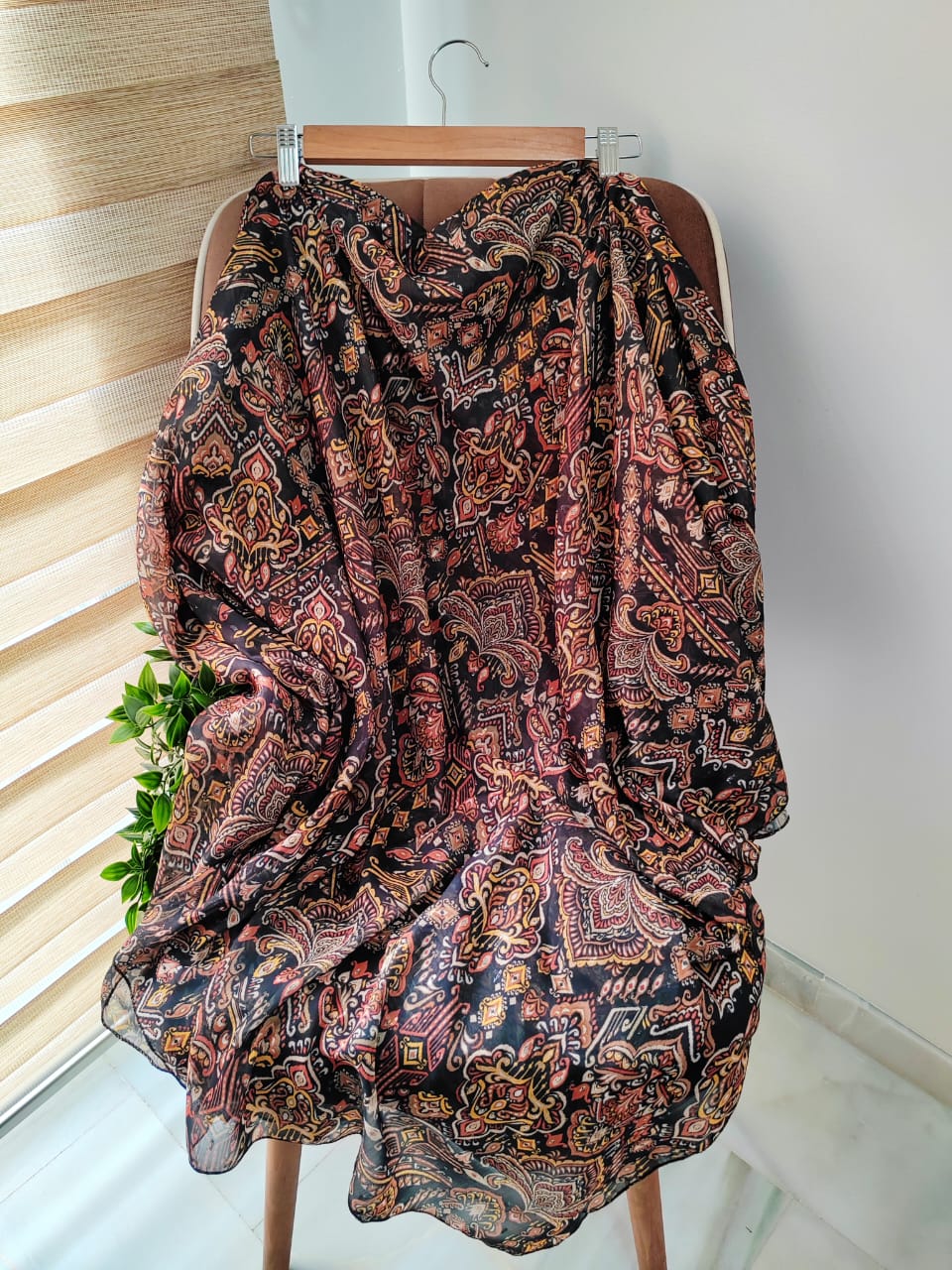 FOULARD AVEC MOTIF